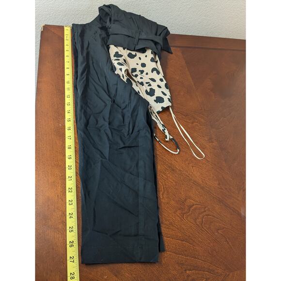 Socialite Cheetah Jumpsuit XS Beige Black Animal Print‎ VNeck Belted One Piece - Picture 10 of 12
